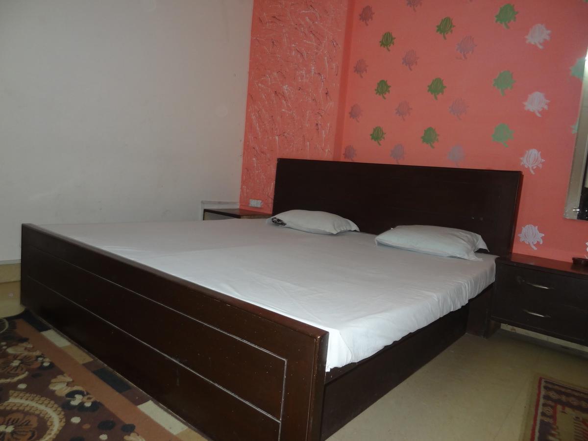 Hotel Aashiyana Agra  Ngoại thất bức ảnh
