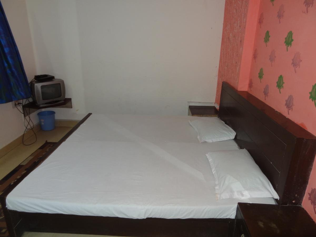 Hotel Aashiyana Agra  Ngoại thất bức ảnh